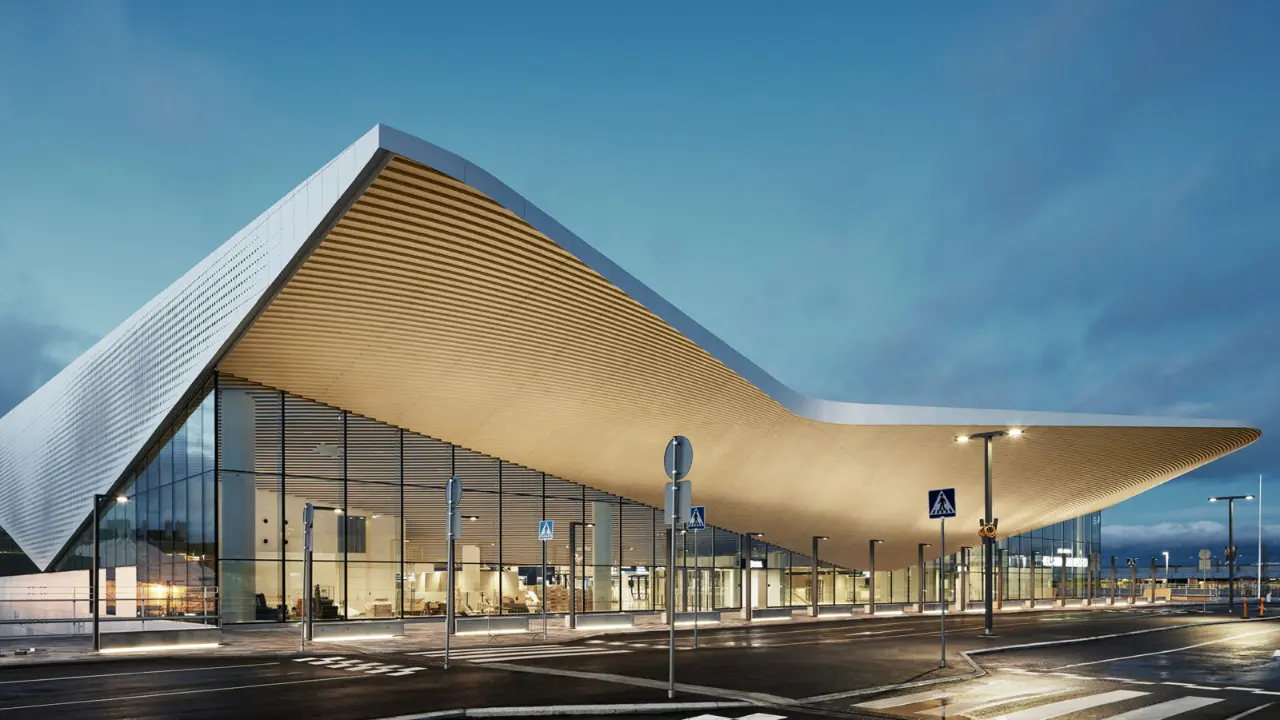 EasyJet HEL Terminal – Helsinki Airport