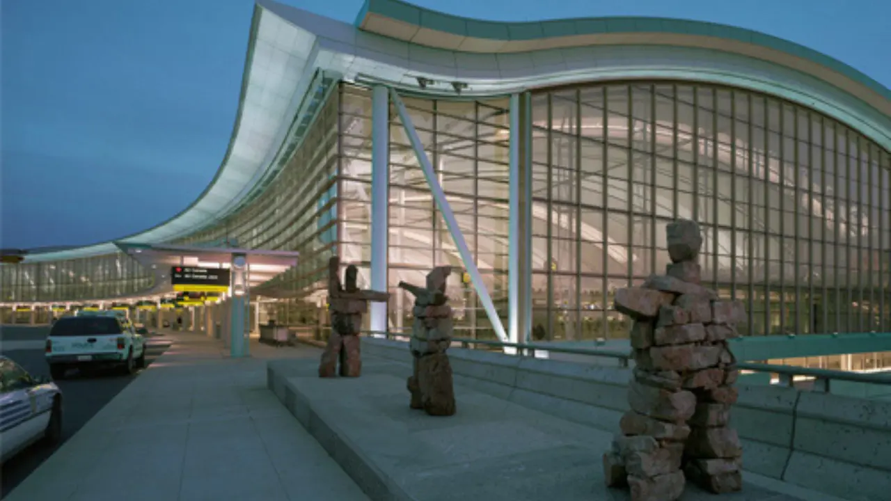 Kuwait Airways YYZ Terminal – Toronto Pearson International Airport