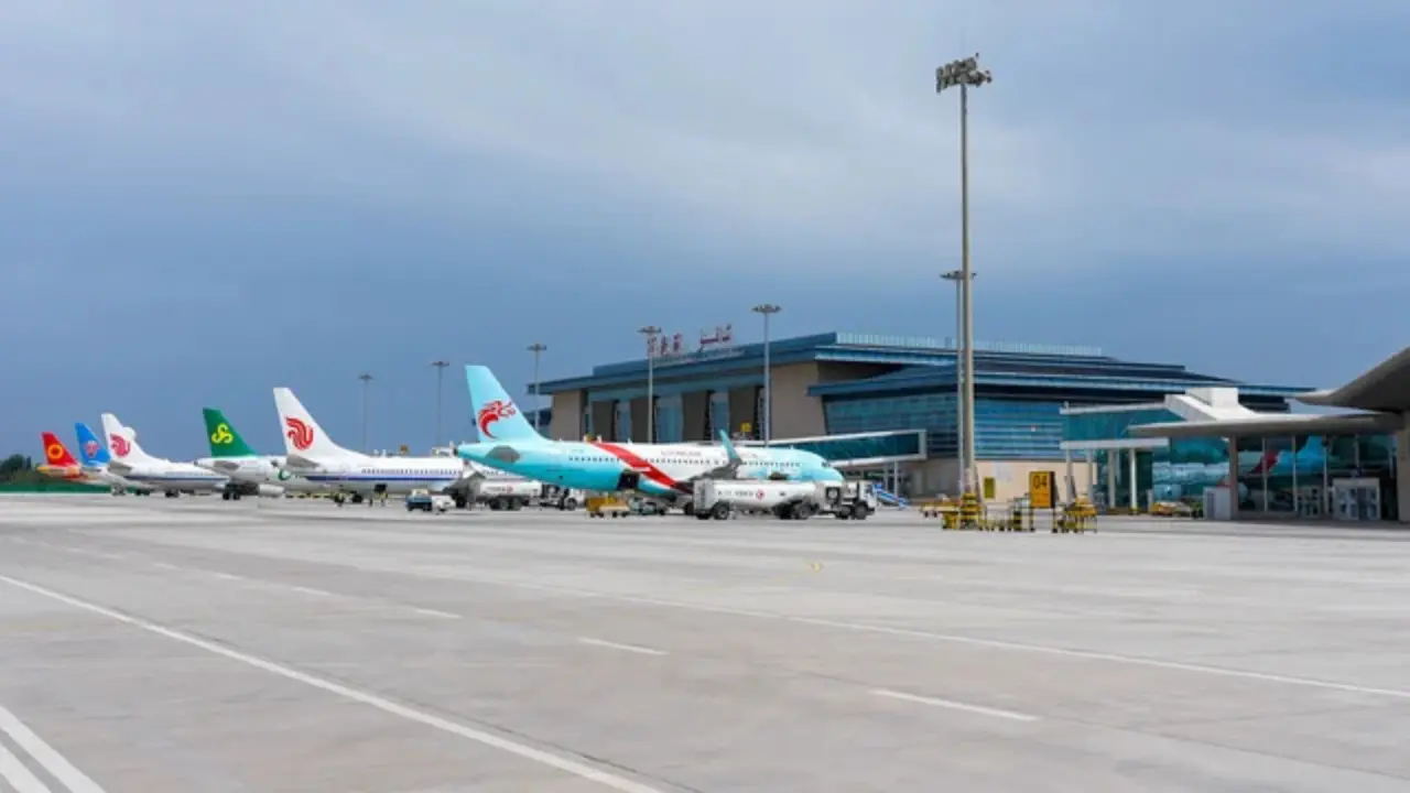 Air China AKU Terminal – Aksu Airport