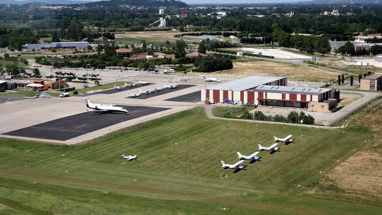 Air France AVN Terminal – Avignon Provence Airport