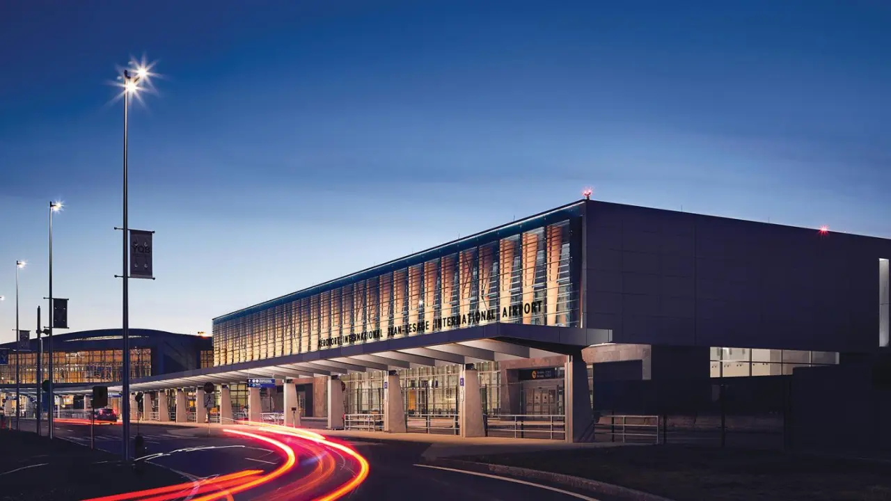 Korean Air YQB Terminal – Québec City Jean Lesage International Airport