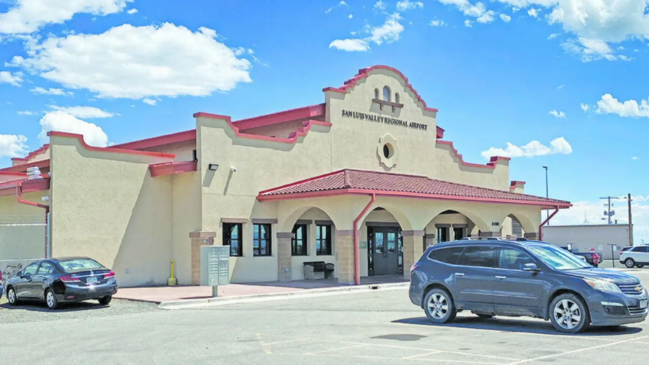 United Airlines ALS Terminal – San Luis Valley Regional Airport