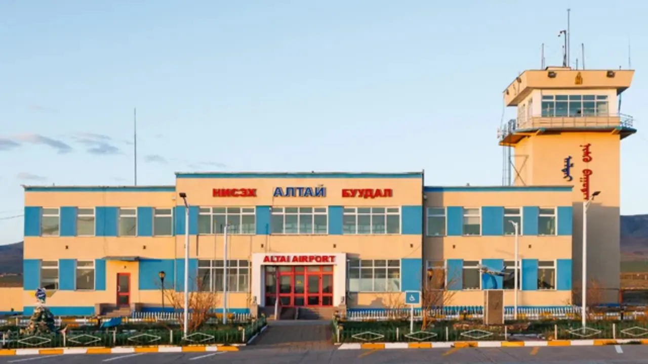 China Eastern Airlines AAT Terminal – Altay Airport