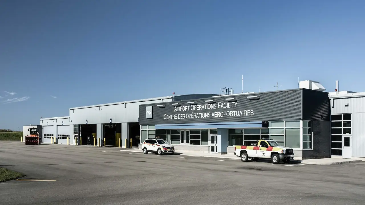 WestJet Airlines YQM Terminal – Greater Moncton Roméo LeBlanc Intl. Airport