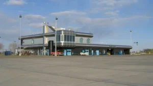 Air Canada YQL Terminal – Lethbridge Airport