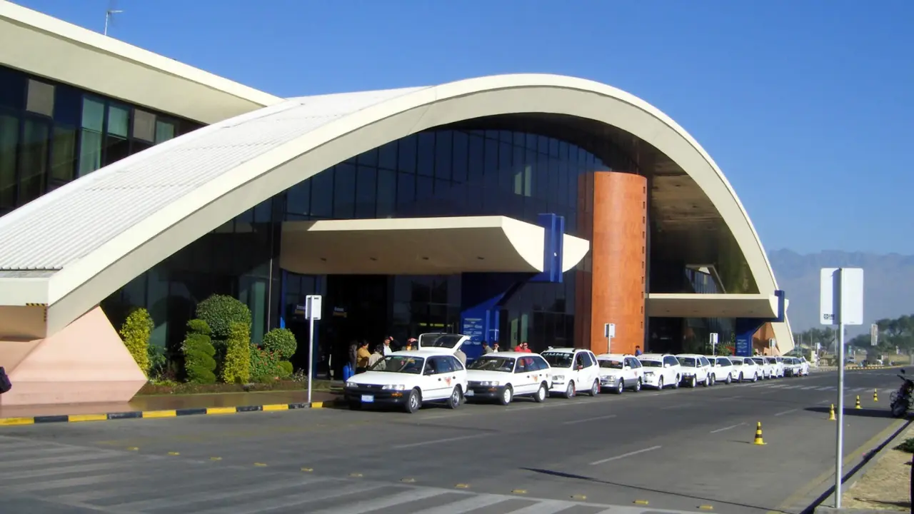 Aerolineas Argentinas CBB Terminal – Jorge Wilstermann Airport
