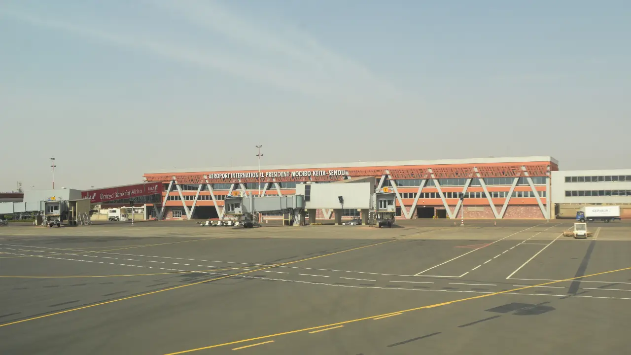 Lion Air ARD Terminal – Mali Airport