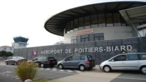 Ryanair PIS Terminal – Poitiers–Biard Airport